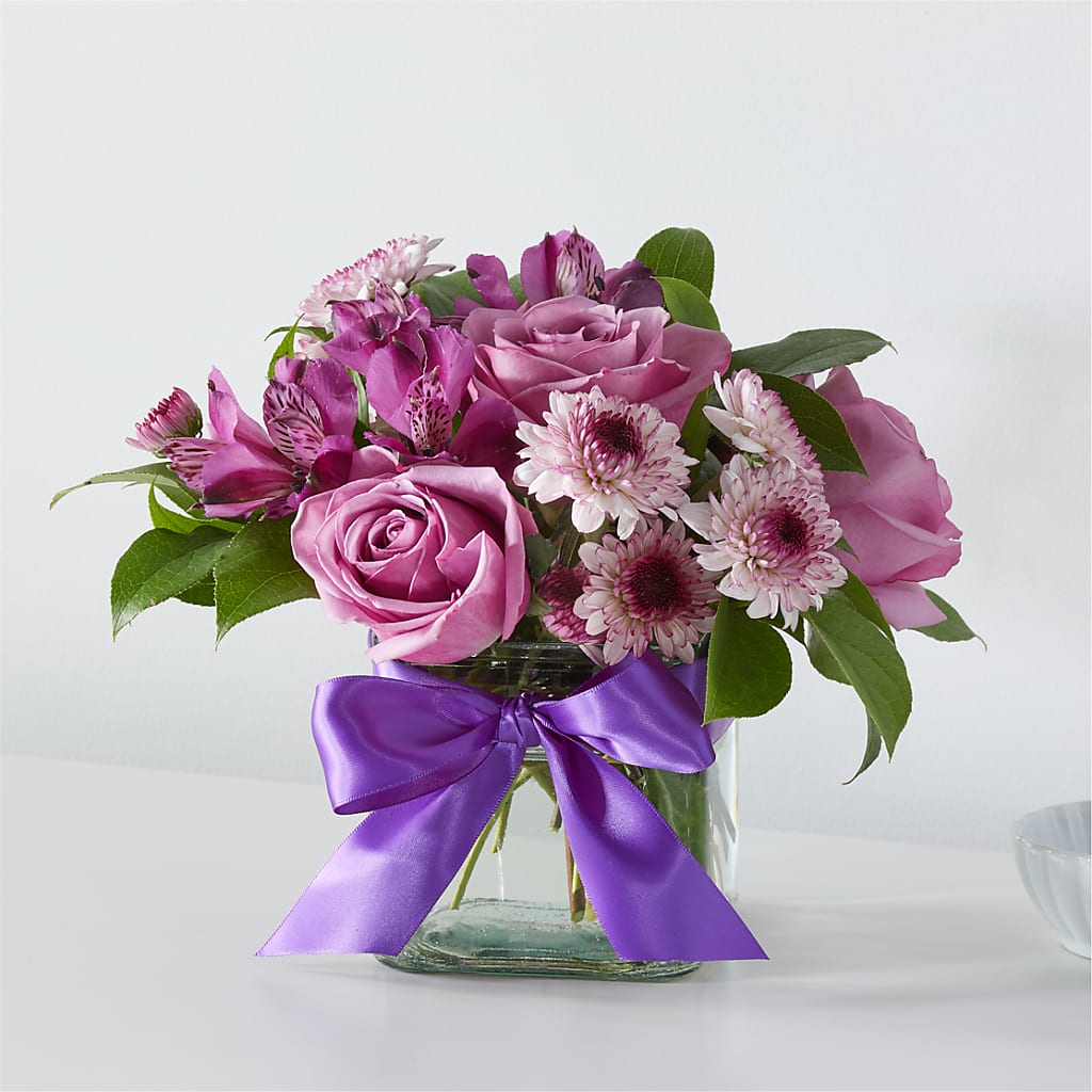 Sugarplum Bouquet – Flowers By Robert Taylor Inc, West Covina CA