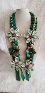 OPEN ENDED RIBBON LEI WITH MONEY 12 days notice