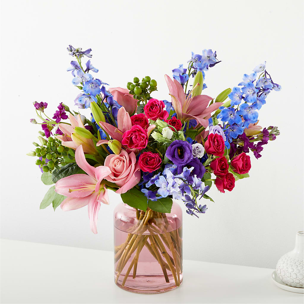 Breezy Meadows Bouquet – Flowers By Robert Taylor Inc, West Covina CA