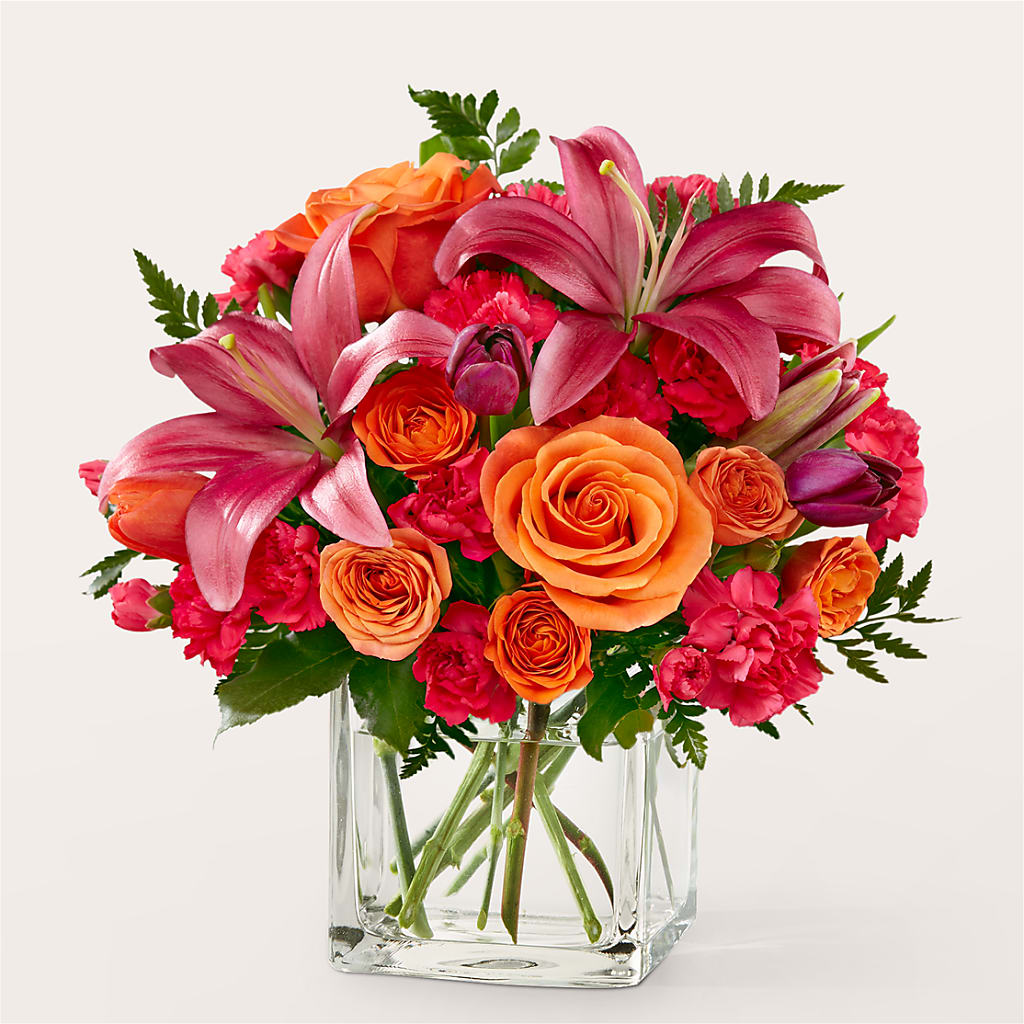 Lucky Lily Bouquet – Flowers By Robert Taylor Inc, West Covina CA