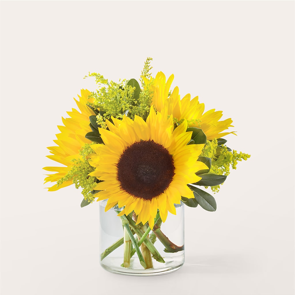 Beaming Sunflower Bouquet – Flowers By Robert Taylor Inc, West Covina CA