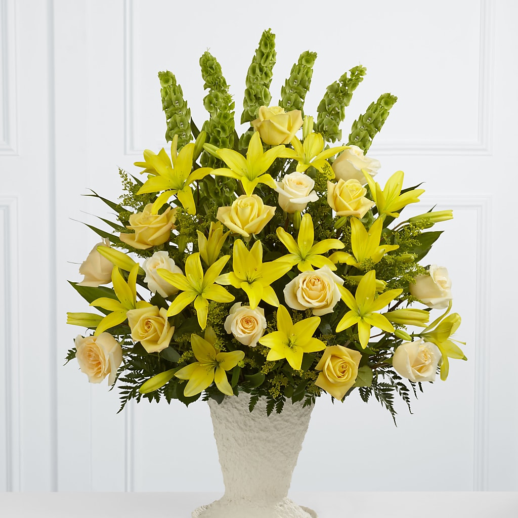 Golden Memories Arrangement – Flowers By Robert Taylor Inc, West Covina CA