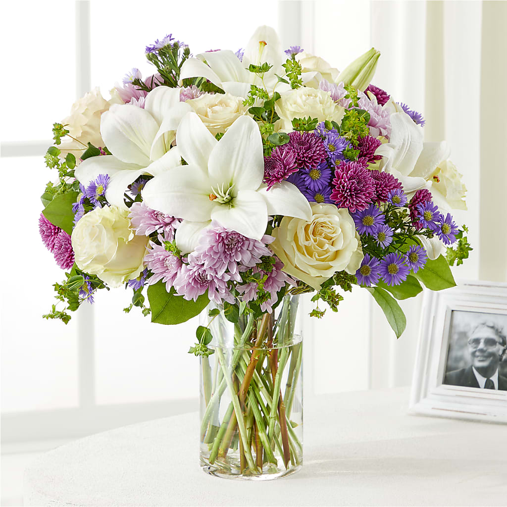 Wishing Peace Bouquet – Flowers By Robert Taylor Inc, West Covina CA