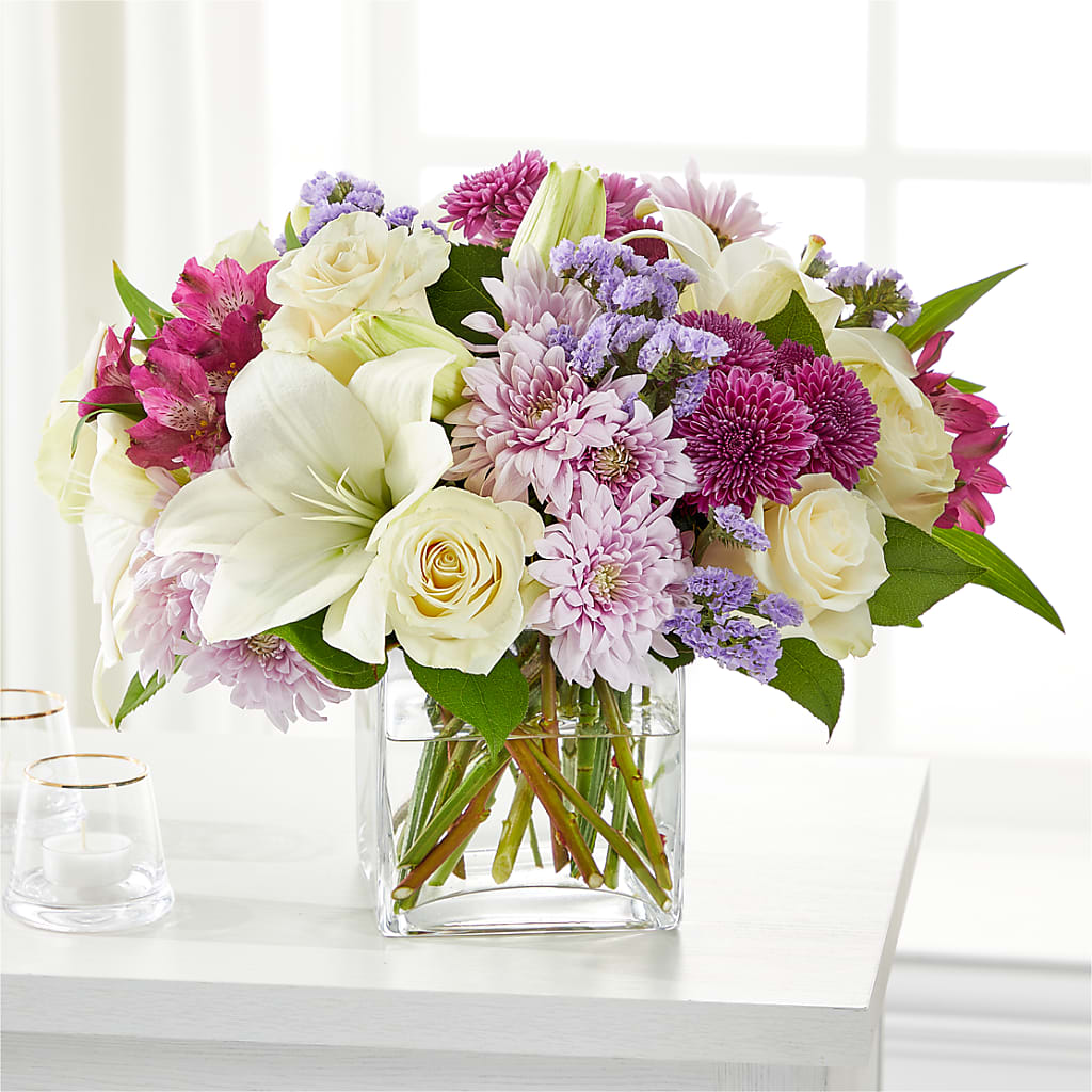 Cared For Bouquet – Flowers By Robert Taylor Inc, West Covina CA