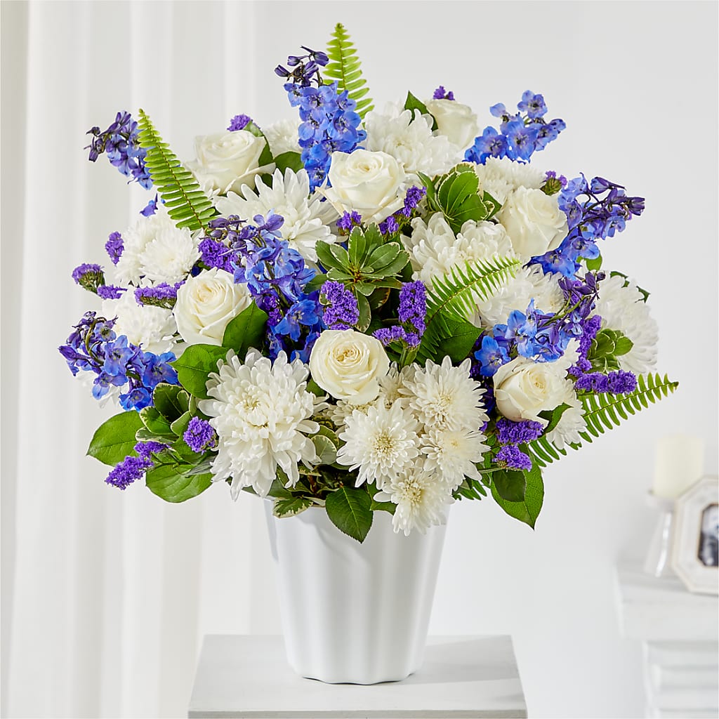 Hold Dear Tabletop Basket – Flowers By Robert Taylor Inc, West Covina CA