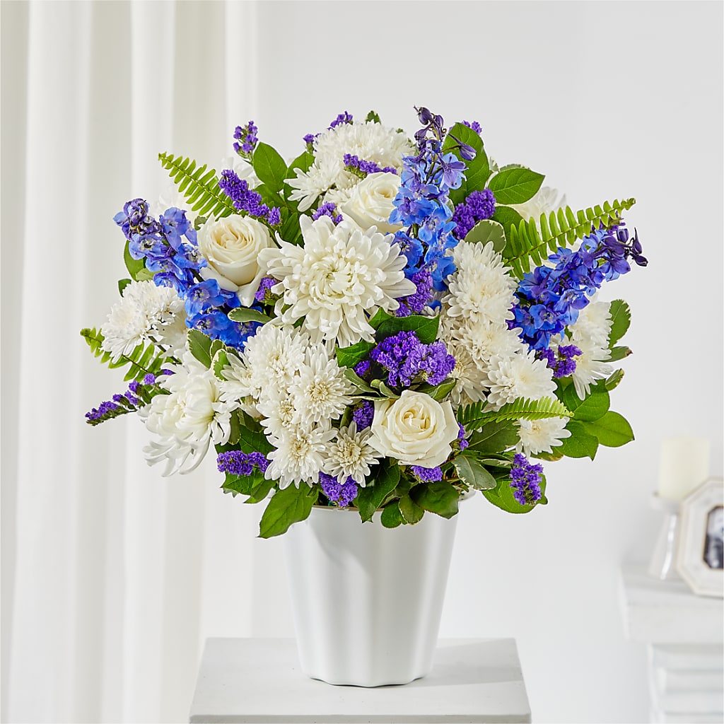 Hold Dear Tabletop Basket – Flowers By Robert Taylor Inc, West Covina CA
