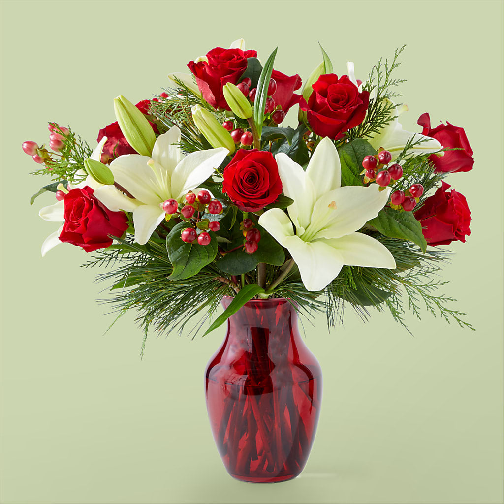Evergreen Delight Bouquet – Flowers By Robert Taylor Inc, West Covina CA