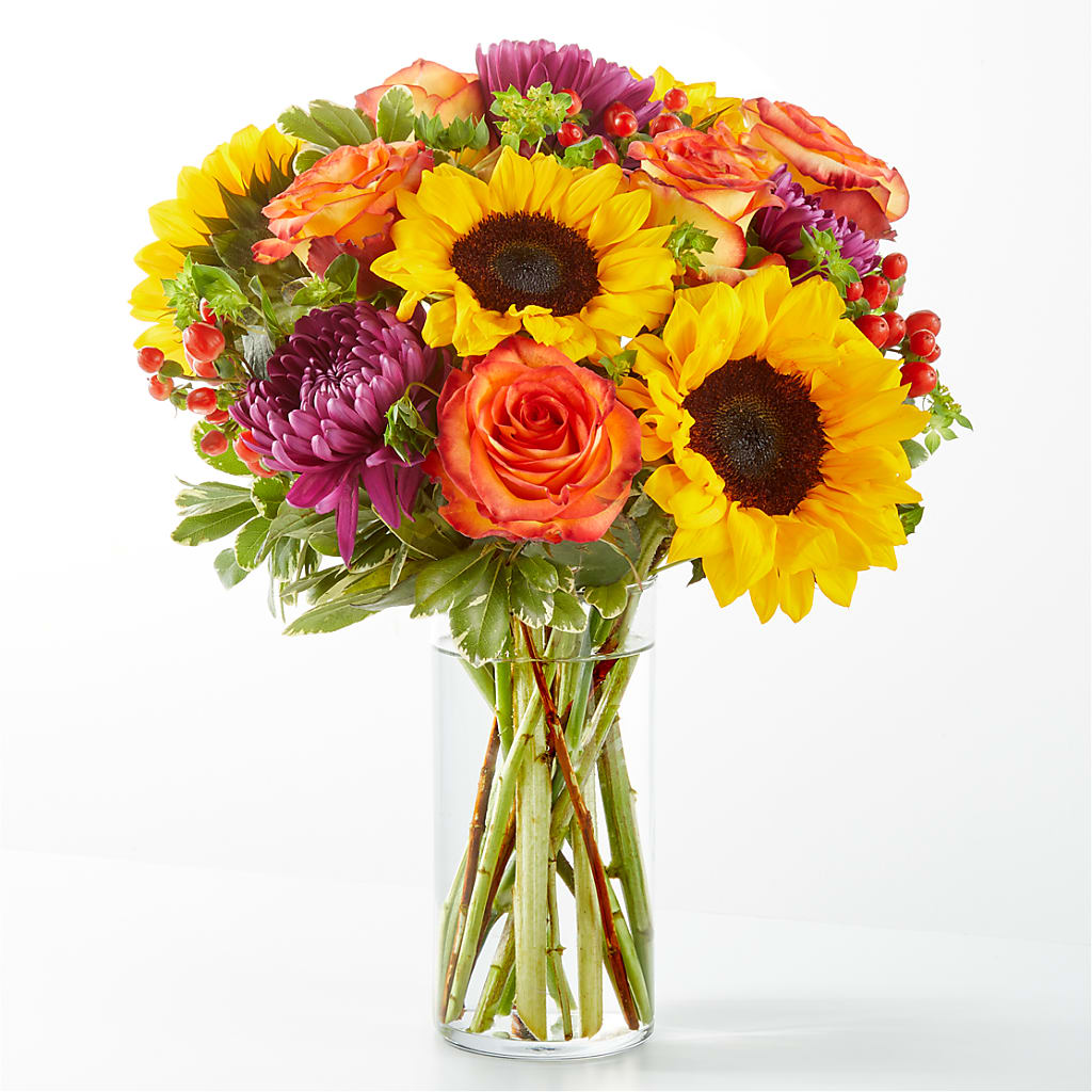 Nature Walk Bouquet – Flowers By Robert Taylor Inc, West Covina CA