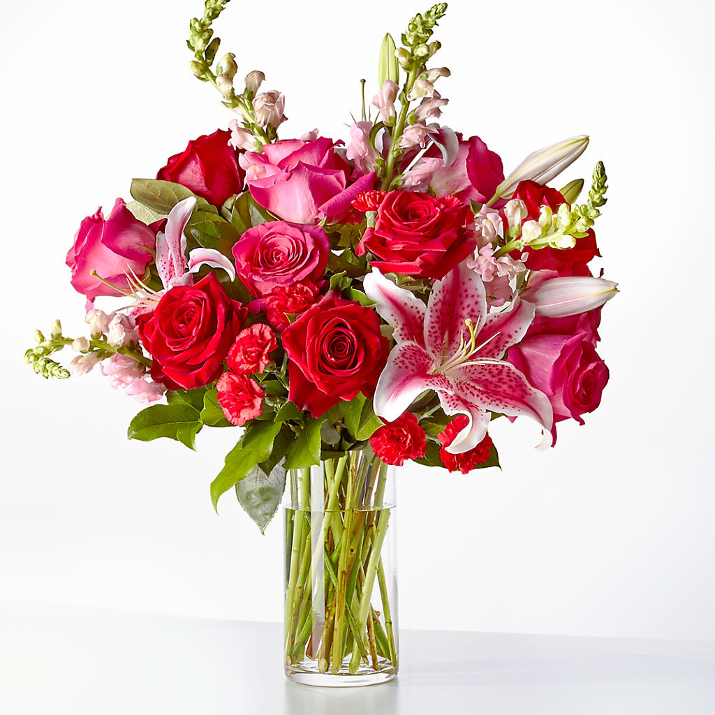 Love at First Sight Bouquet – Flowers By Robert Taylor Inc, West Covina CA