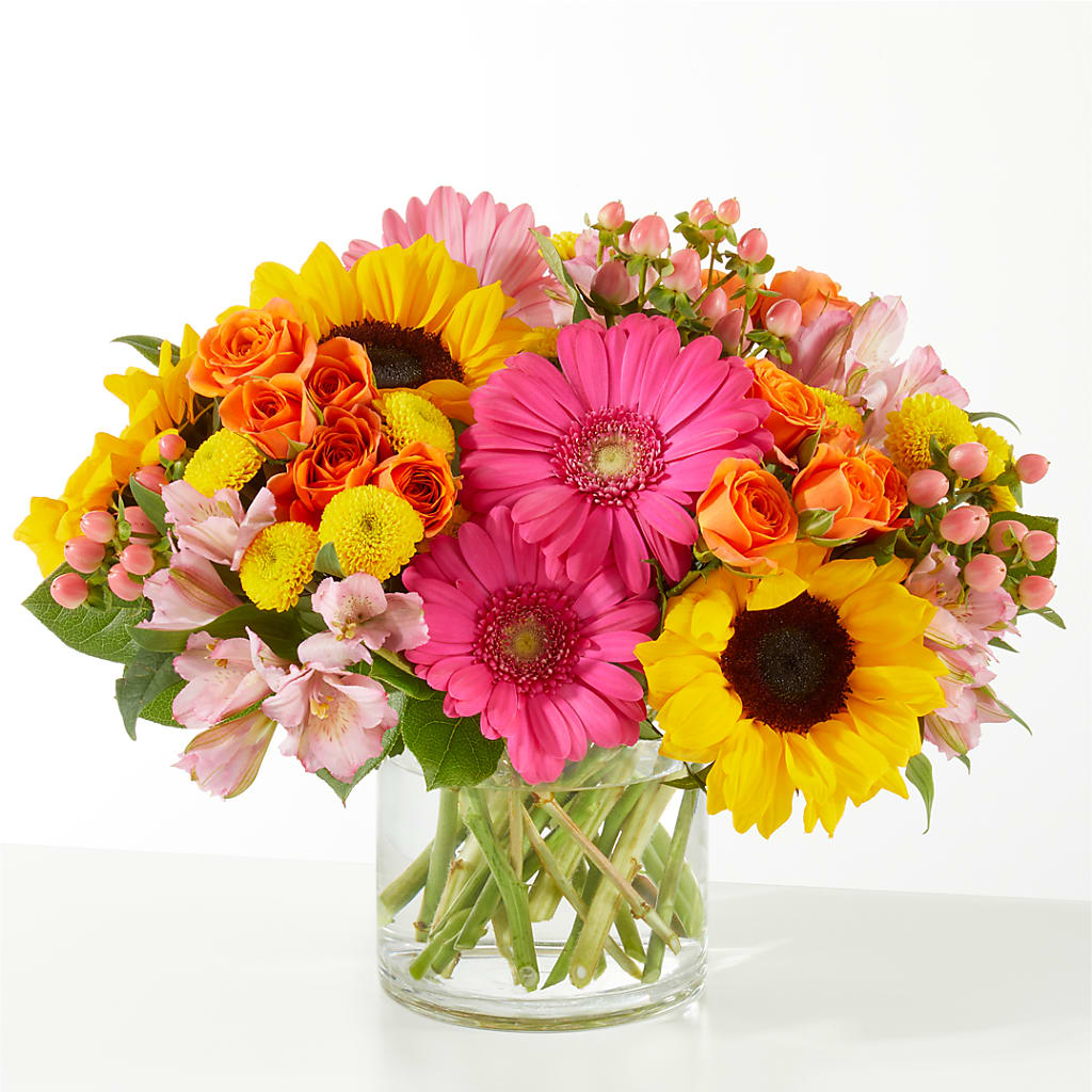 Beach Day Bouquet – Flowers By Robert Taylor Inc, West Covina CA