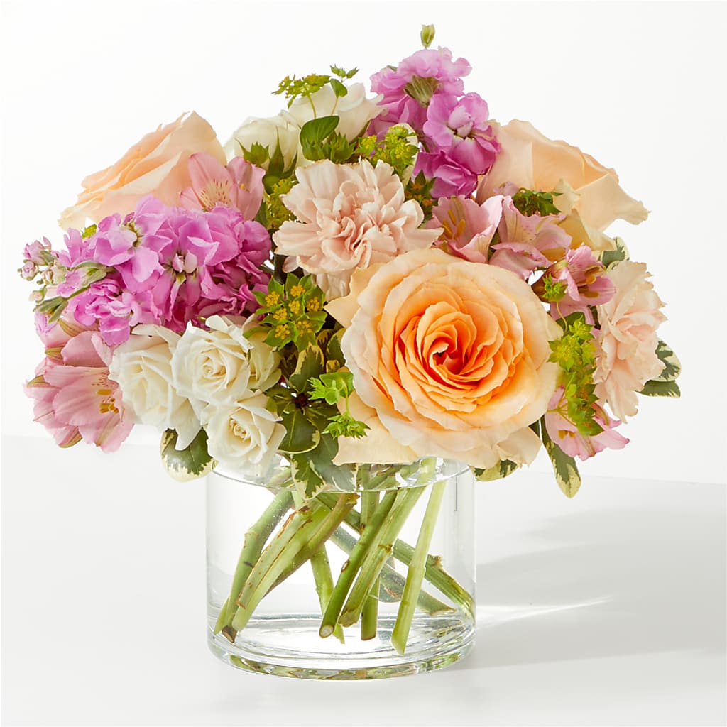 Paradise Bouquet – Flowers By Robert Taylor Inc, West Covina CA