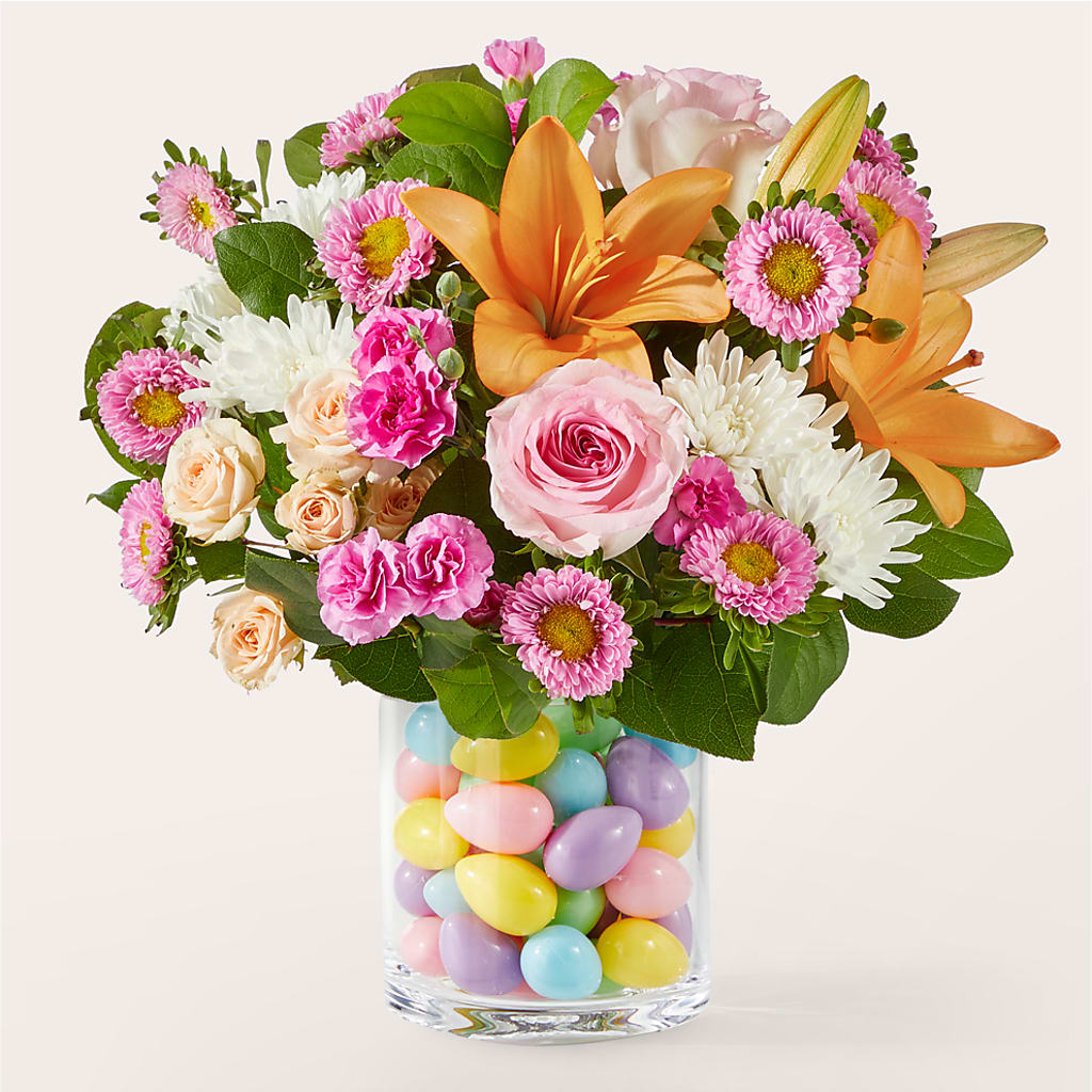 Hop to It Bouquet – Flowers By Robert Taylor Inc, West Covina CA