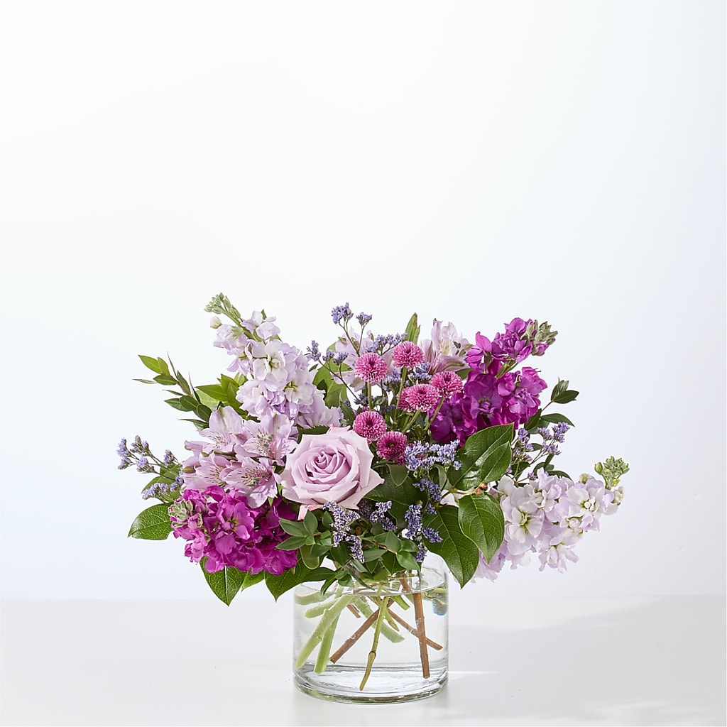 Empress Bouquet – Flowers By Robert Taylor Inc, West Covina CA