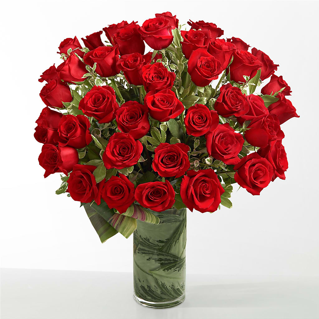 The Enamored – Flowers By Robert Taylor Inc, West Covina CA