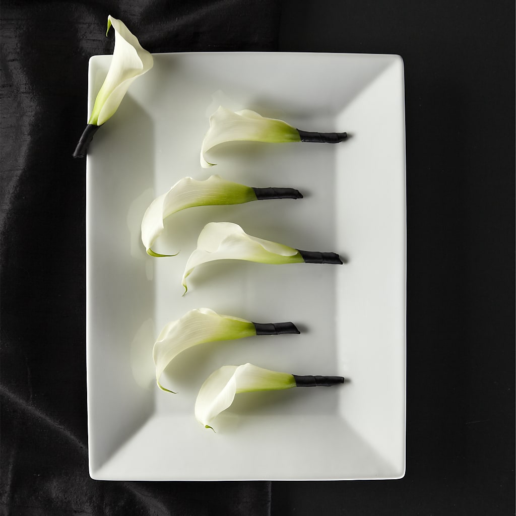 Calla Lily Promise Boutonniere – Flowers By Robert Taylor Inc, West Covina CA