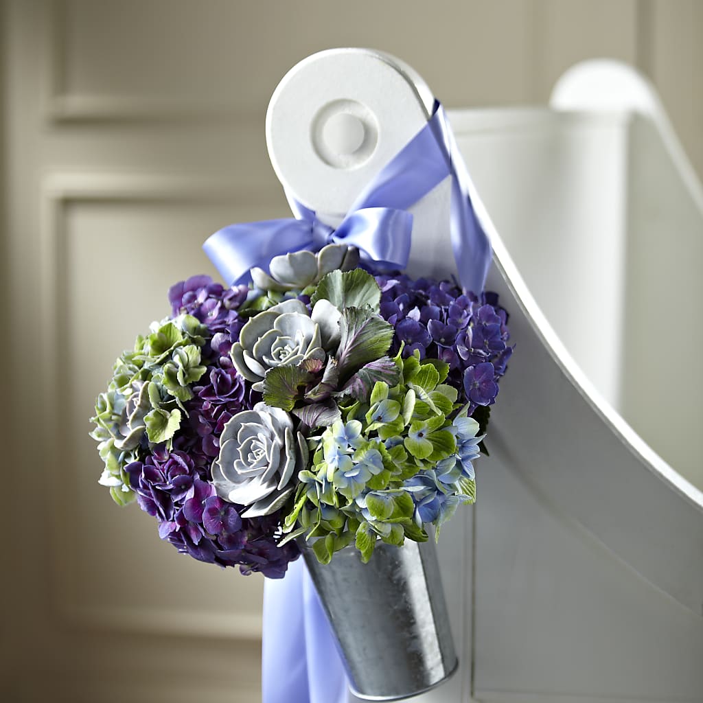 Declaration Pew Décor – Flowers By Robert Taylor Inc, West Covina CA