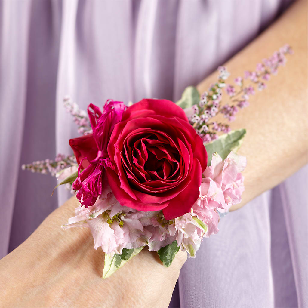 Rose Charm Corsage – Flowers By Robert Taylor Inc, West Covina CA
