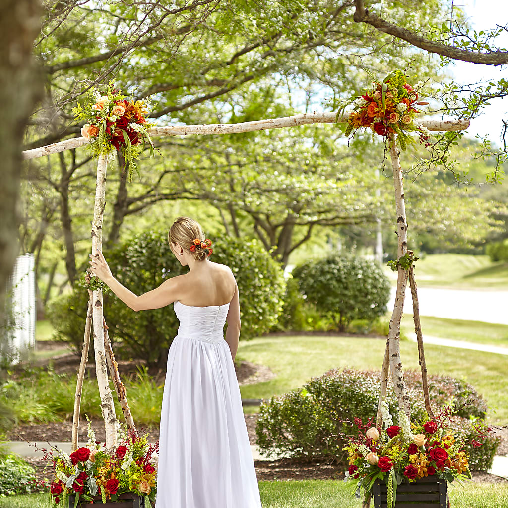 Arbor of Love Archway – Flowers By Robert Taylor Inc, West Covina CA