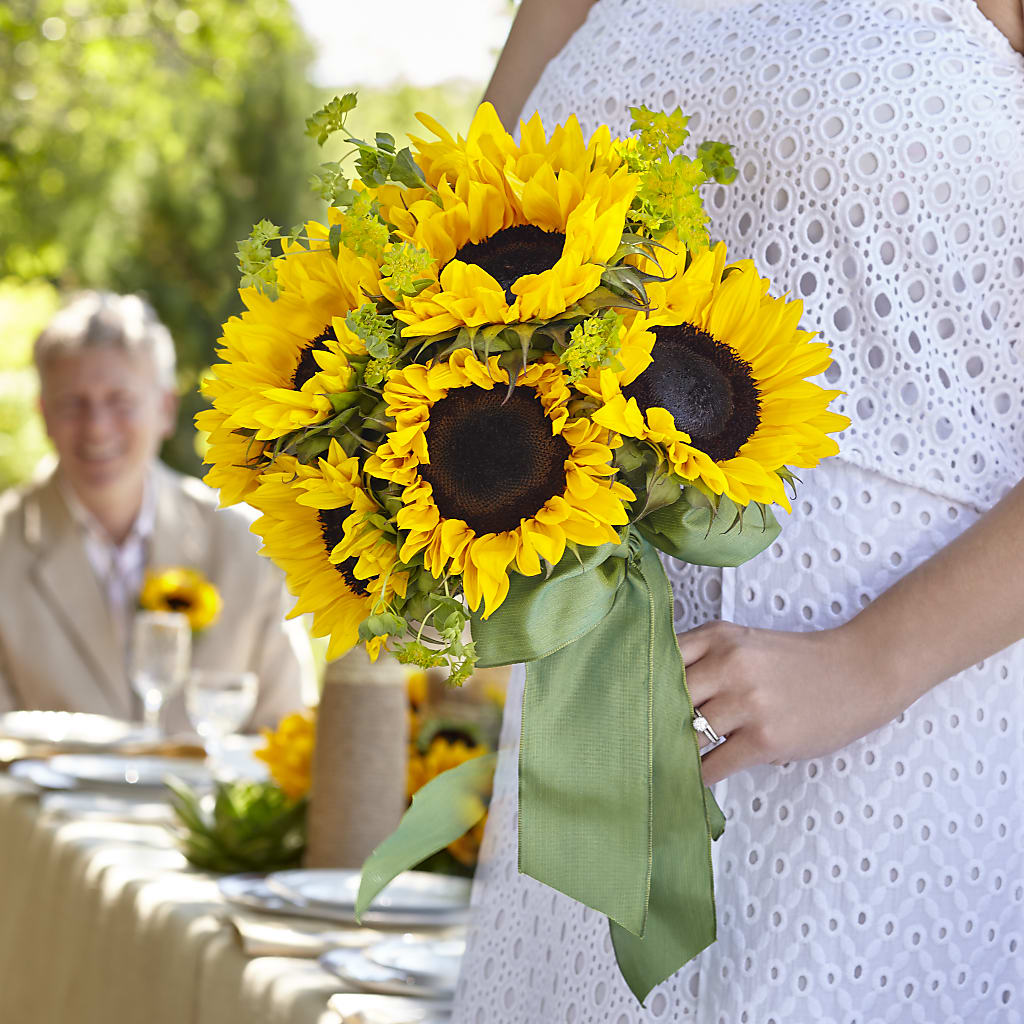 Free Spirit Bouquet – Flowers By Robert Taylor Inc, West Covina CA