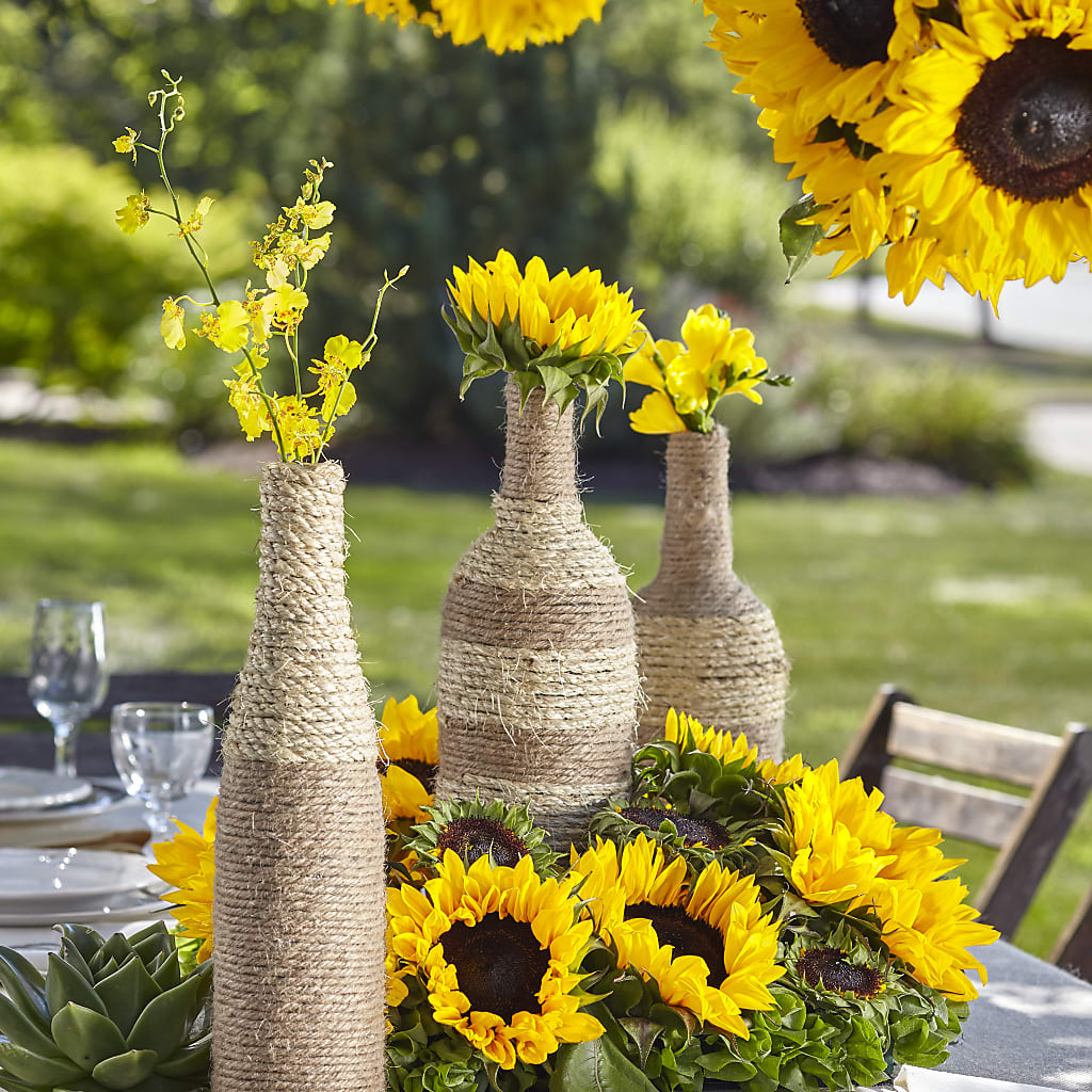 Sublime Garden Centerpiece – Flowers By Robert Taylor Inc, West Covina CA