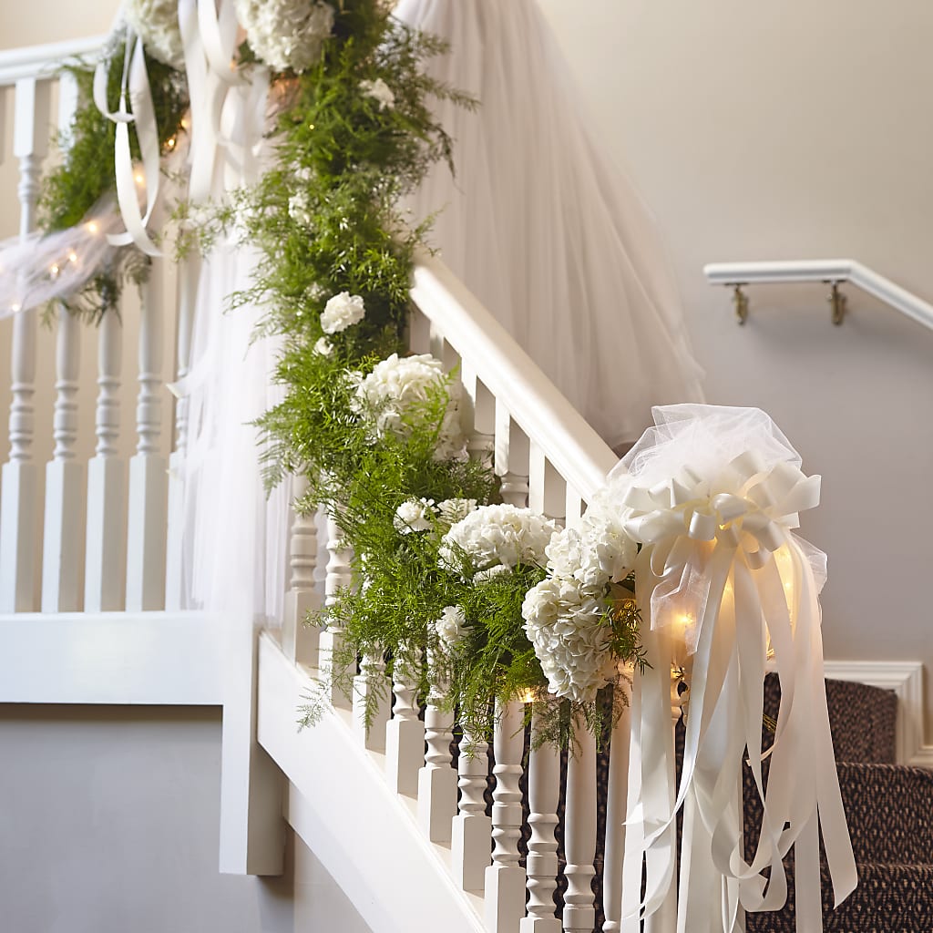 Champagne Dreams Garland – Flowers By Robert Taylor Inc, West Covina CA