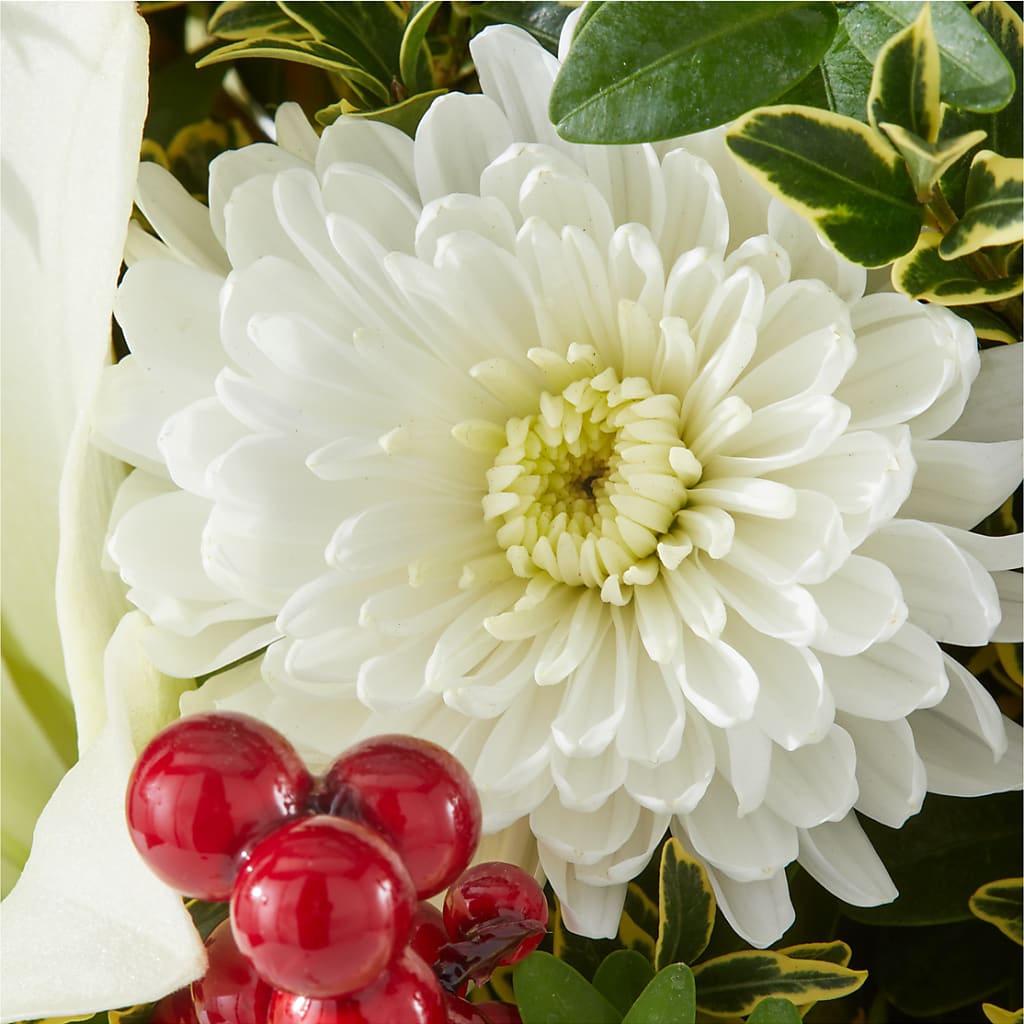 Festive Moments Tree –  Flowers By Robert Taylor Inc, West Covina CA
