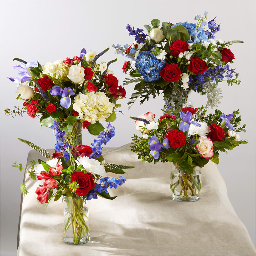 Star Spangled - A Florist Original –  Flowers By Robert Taylor Inc, West Covina CA