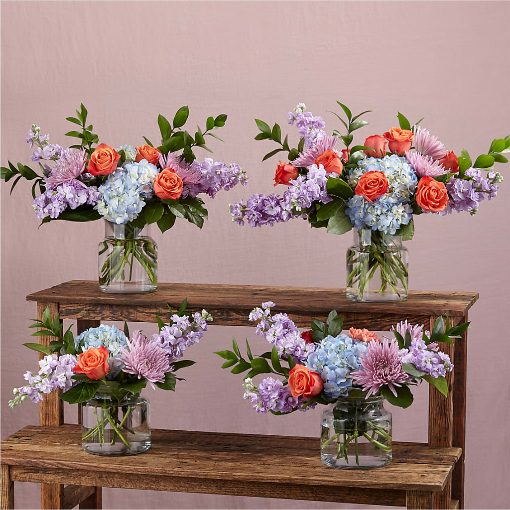 Be Mine Bouquet –  Flowers By Robert Taylor Inc, West Covina CA