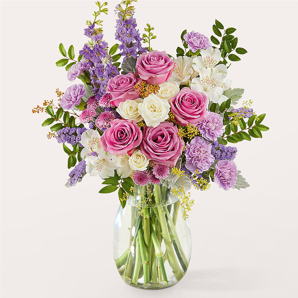 Lucky Me Bouquet –  Flowers By Robert Taylor Inc, West Covina CA
