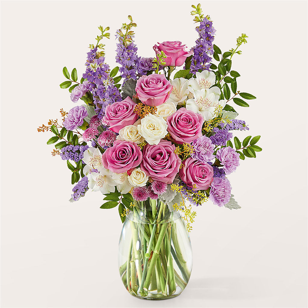 Lucky Me Bouquet –  Flowers By Robert Taylor Inc, West Covina CA