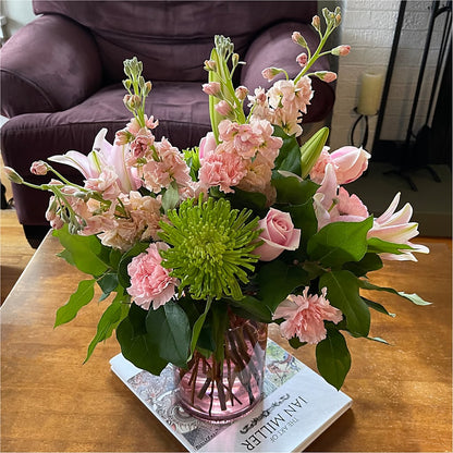 Pretty in Pink Bouquet –  Flowers By Robert Taylor Inc, West Covina CA