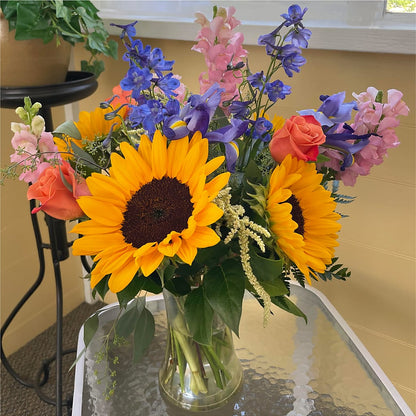 Rays of Life Bouquet –  Flowers By Robert Taylor Inc, West Covina CA