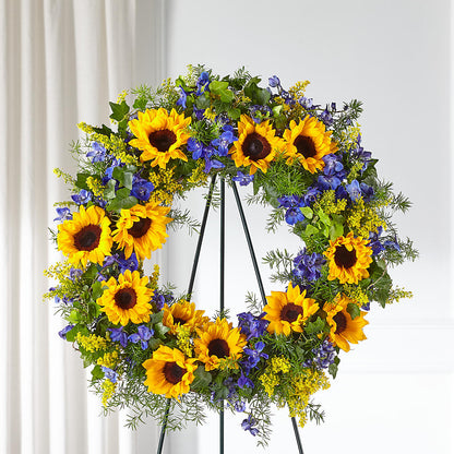 Bright Rays Wreath –  Flowers By Robert Taylor Inc, West Covina CA