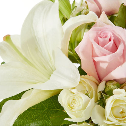 Kindhearted Bouquet –  Flowers By Robert Taylor Inc, West Covina CA