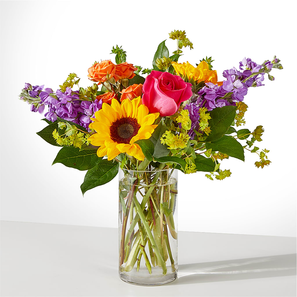 Vibrant Greetings Bouquet –  Flowers By Robert Taylor Inc, West Covina CA