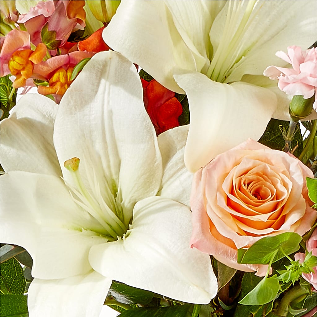 Grapefruit Splash Bouquet –  Flowers By Robert Taylor Inc, West Covina CA