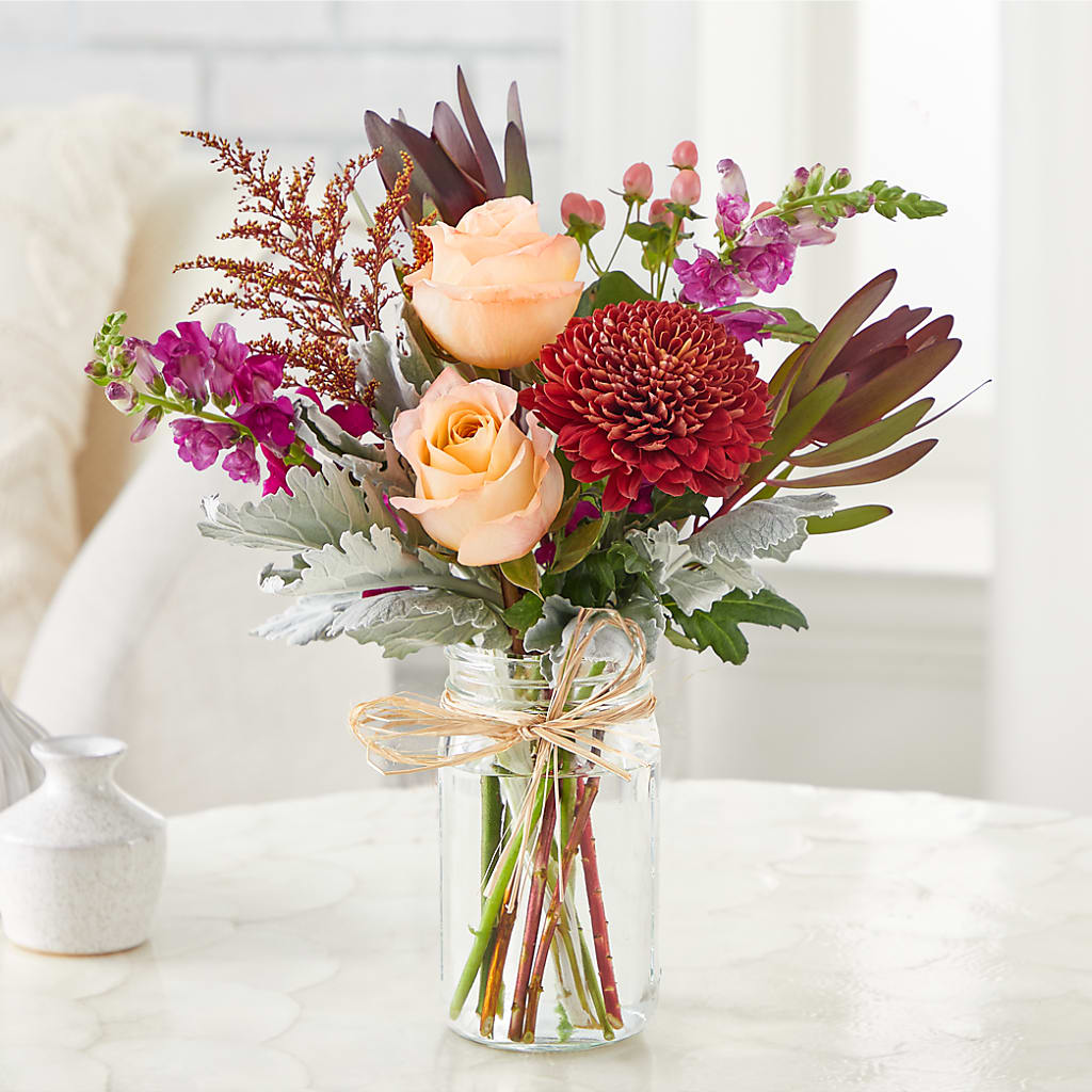 Moody Hues Bouquet –  Flowers By Robert Taylor Inc, West Covina CA
