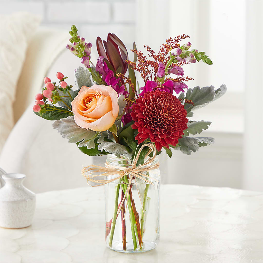 Moody Hues Bouquet –  Flowers By Robert Taylor Inc, West Covina CA